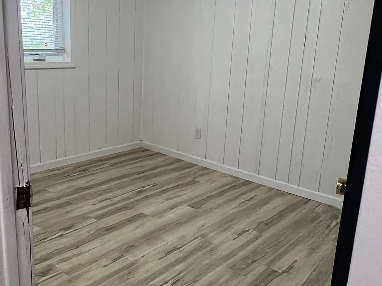 118 N 3rd St — Photo 10