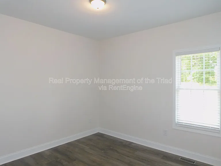 3773 Hinshaw Country Rd — Photo 14