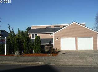 916 Prescott Ln, Springfield, OR 97477