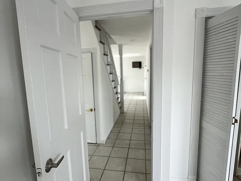 Daniel St — Photo 11