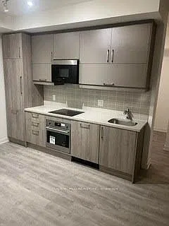 3 bed, $2,700 — Photo 2