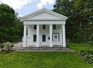 32 Vischer Ferry Rd, Rexford, NY 12148