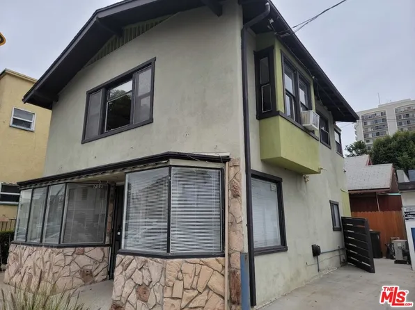 702 Cedar Ave, Long Beach, CA 90813