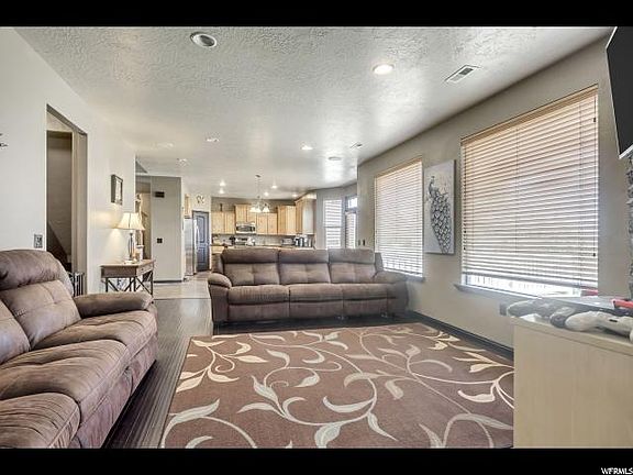 2nd image of 6669 S Early Dawn Dr
