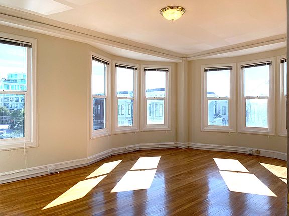 3rd image of 2300 Webster St APT 202