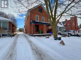 201 Romaine St #1, Peterborough, ON K9J2C3