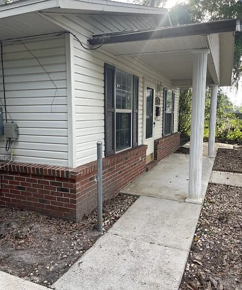 580 SE Nassau St — Photo 2