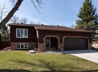 1620 38th Ave S, Fargo, ND 58104