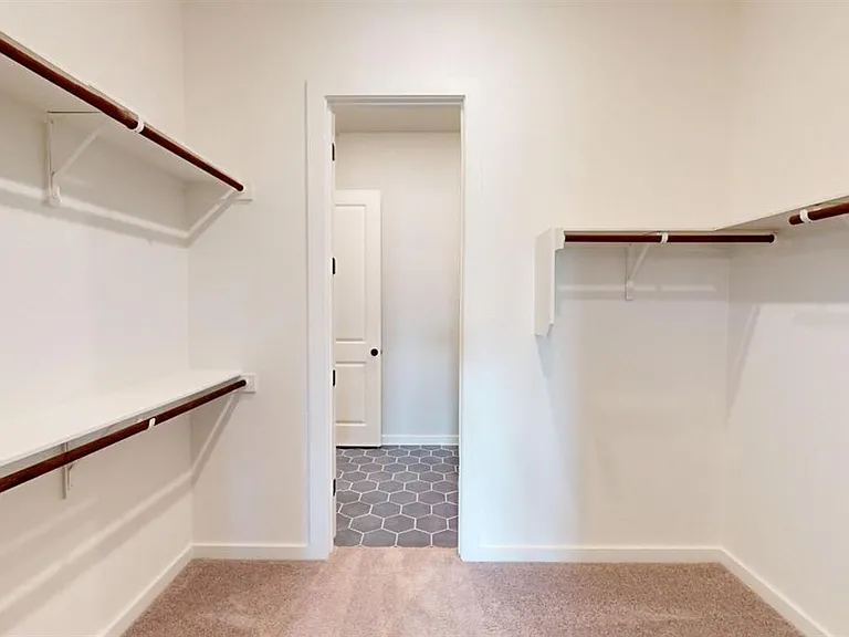 13211 Keefer Dr — Photo 22