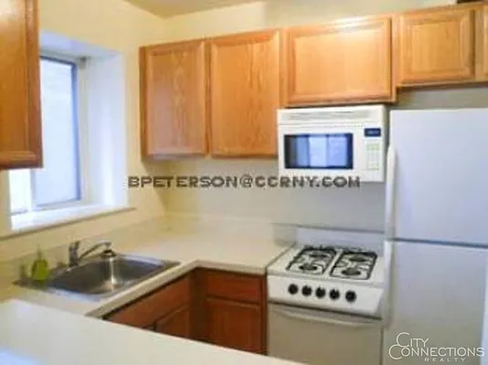 Rented by City Connections Realty | media 30