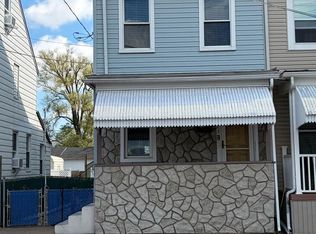 323 Walnut St, Bristol, PA 19007