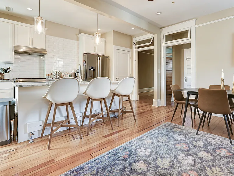 302 N Stafford Ave #B — Photo 3