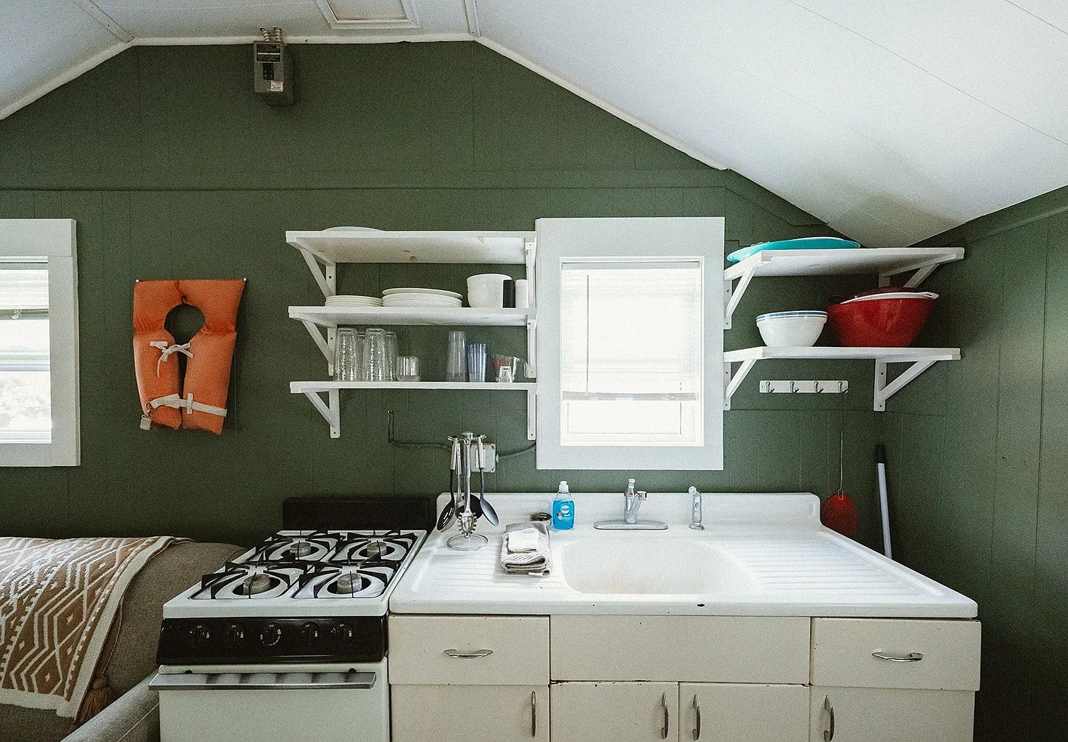 2 bed, $1,200 — Photo 4