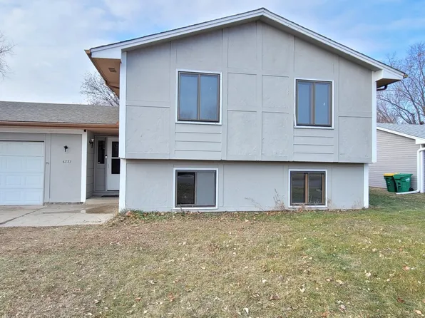 6737 Bryant Ave N, Brooklyn Center, MN 55430