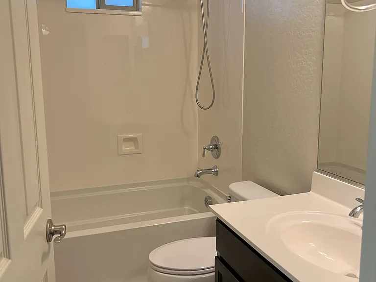 3673 E Stiles Ln — Photo 16