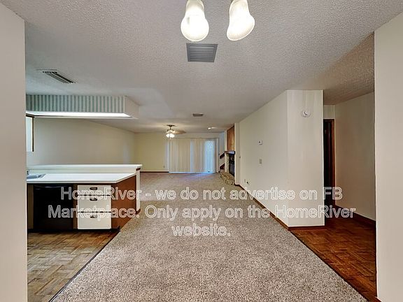 3rd image of 1174 Romaine Cir E