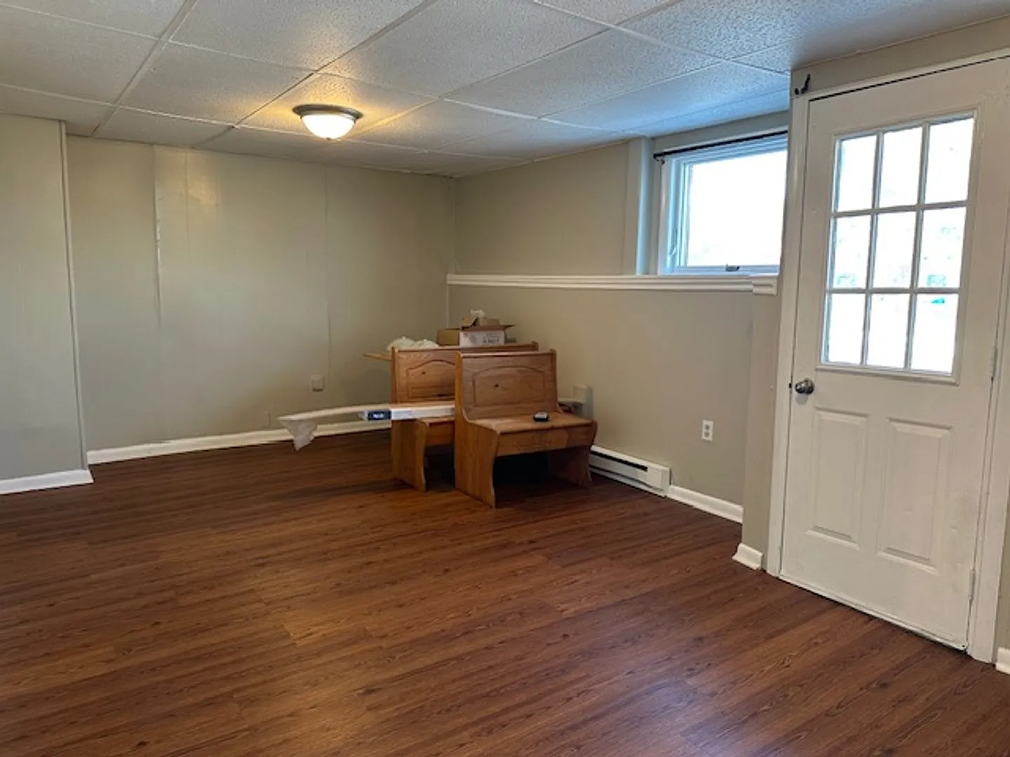 2 Bedroom Apartment with Private Patio & Off-Street Parking — Photo 2