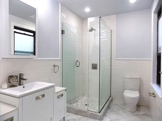 Rented by Blue Egg Realty Corp | media 32