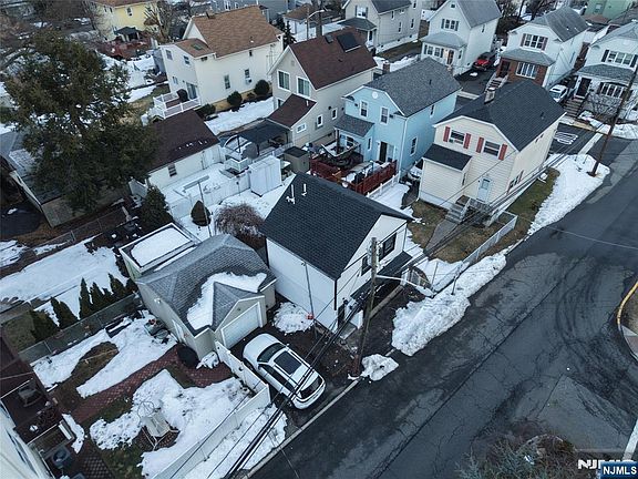 5th image of 369 Hops Ln