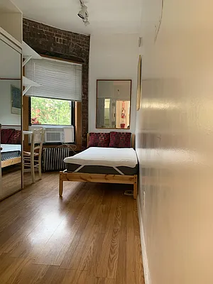 Rented by Corcoran | media 8