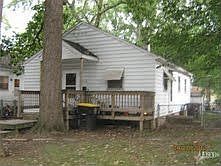 2nd image of 4419 Oliver St