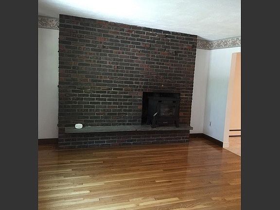 5th image of 24 Glen Echo Blvd #1