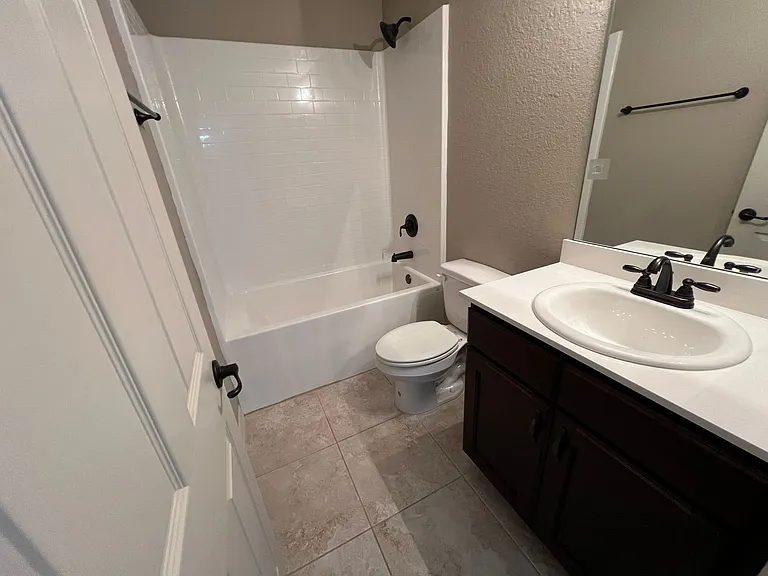 457 Marion Oaks Ln — Photo 12