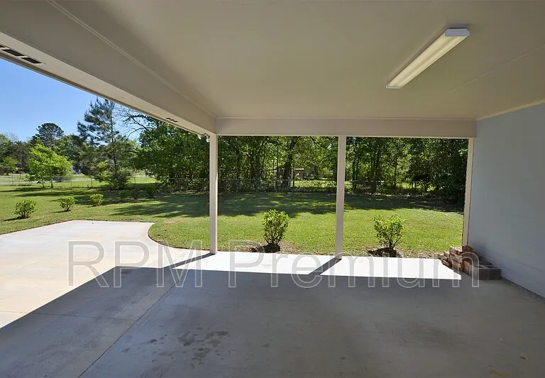 4836 Rollins Rd — Photo 10