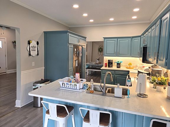 4th image of 464 Hair Lake Rd