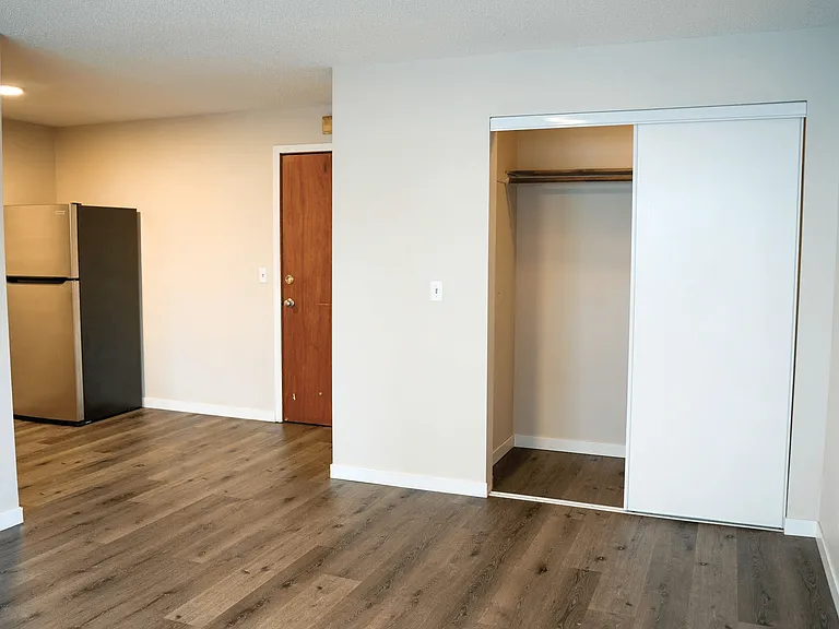6345 Lyndale Ave S — Photo 19