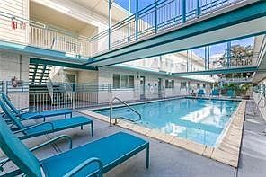 4th image of 2833 Saint Charles Ave APT 31