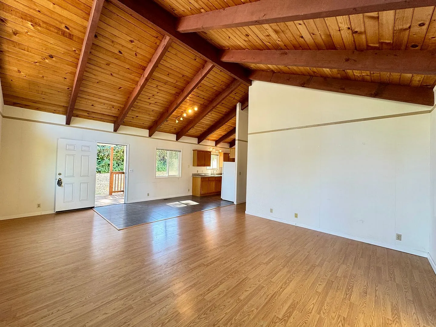Alta Sierra Home — Photo 3