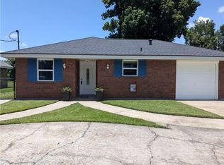 394 Barton Ave, Luling, LA 70070