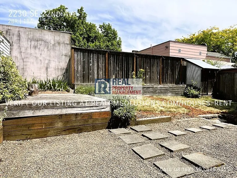 2230 SE 22nd Ave — Photo 34