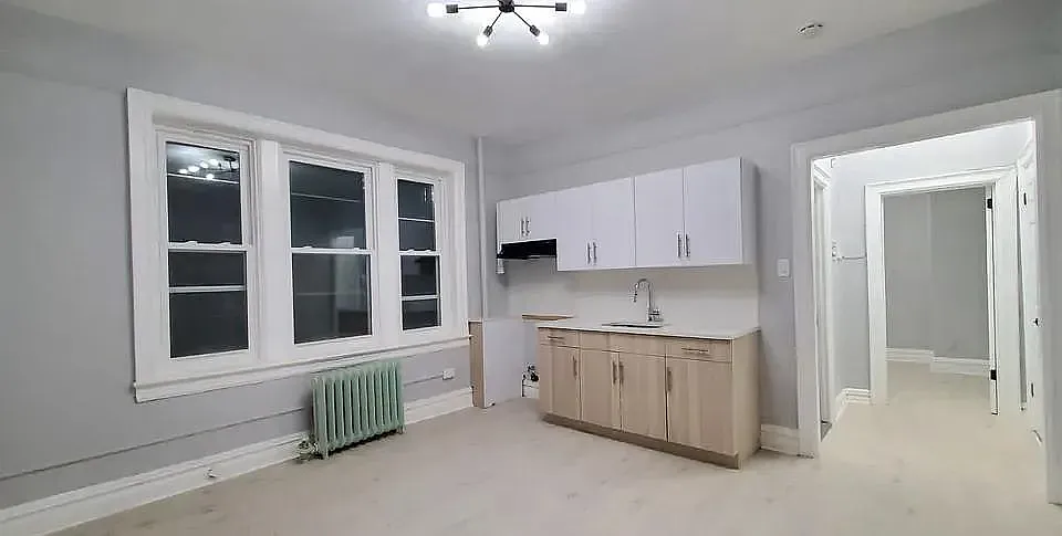 319 Summit Ave #6C