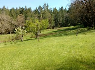 500 Shire Ln, Bridgeville, CA 95526