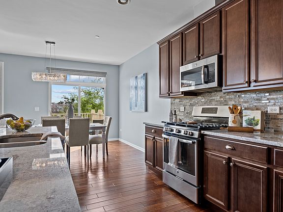 5th image of 2960 Henley Ln