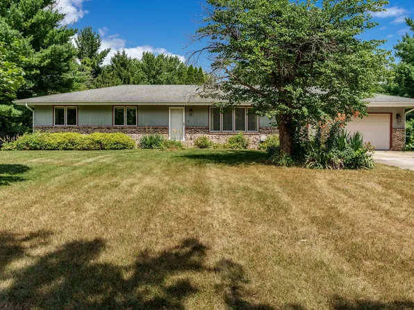 4315 W Rockton Rd, Rockton, IL 61072