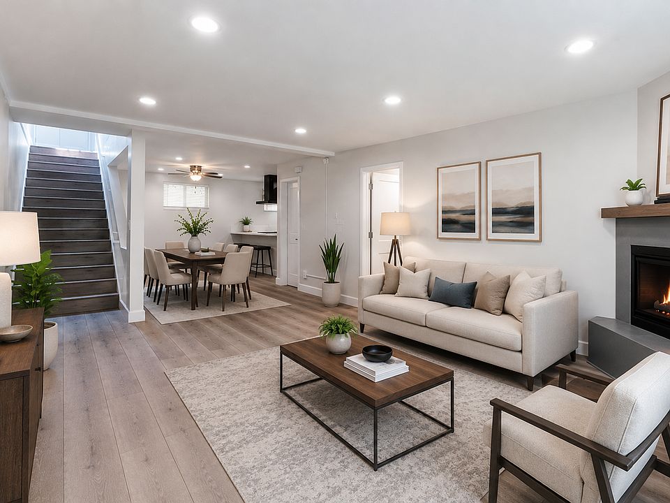 1st image of 942 7th St APT 5