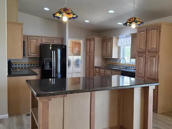 2233 E BEHREND Drive #203, Phoenix, AZ 85024