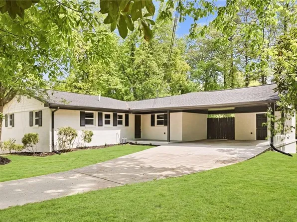 7170 Linda Dr, Lithia Springs, GA 30122