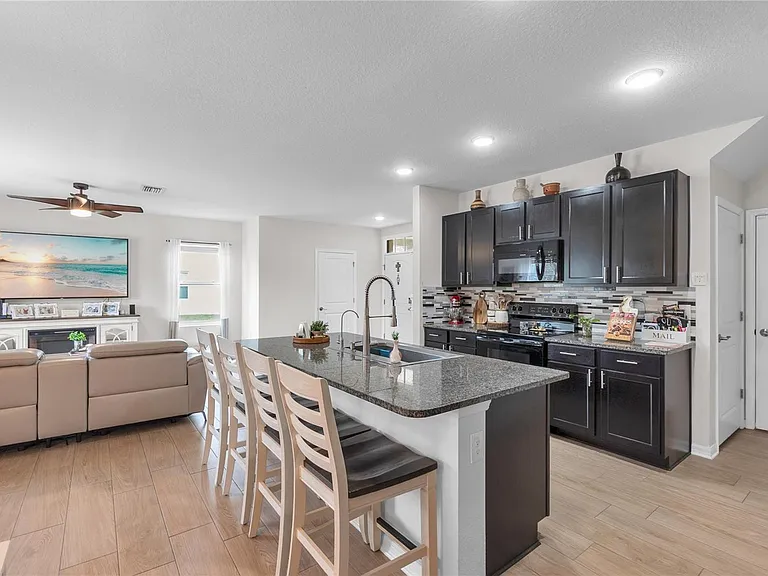 5223 San Palermo Dr — Photo 6