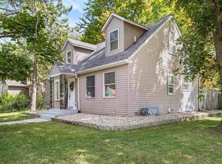 2038 Wilcox Rd, Rockford, IL 61108