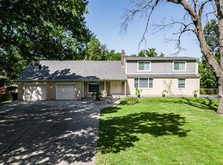 5424 N Tracy Ave, Kansas City, MO 64118