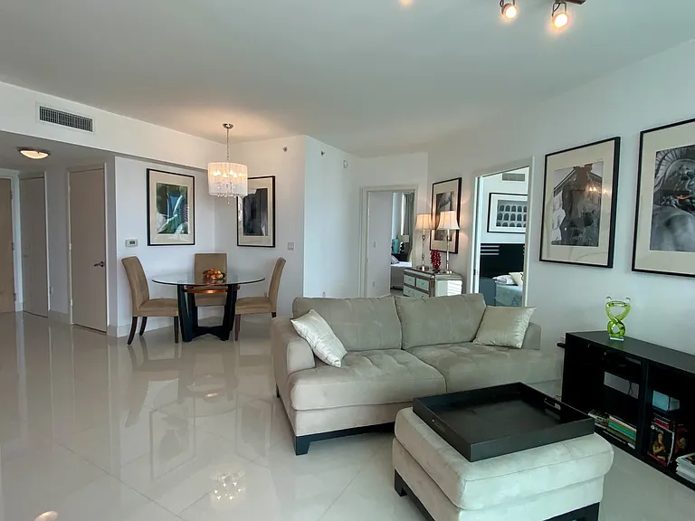350 S Miami Ave #3813 — Photo 11