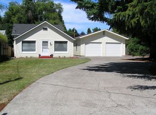 704 N Bertelsen Rd, Eugene, OR 97402