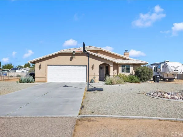 12782 Pawnee Rd, Apple Valley, CA 92308