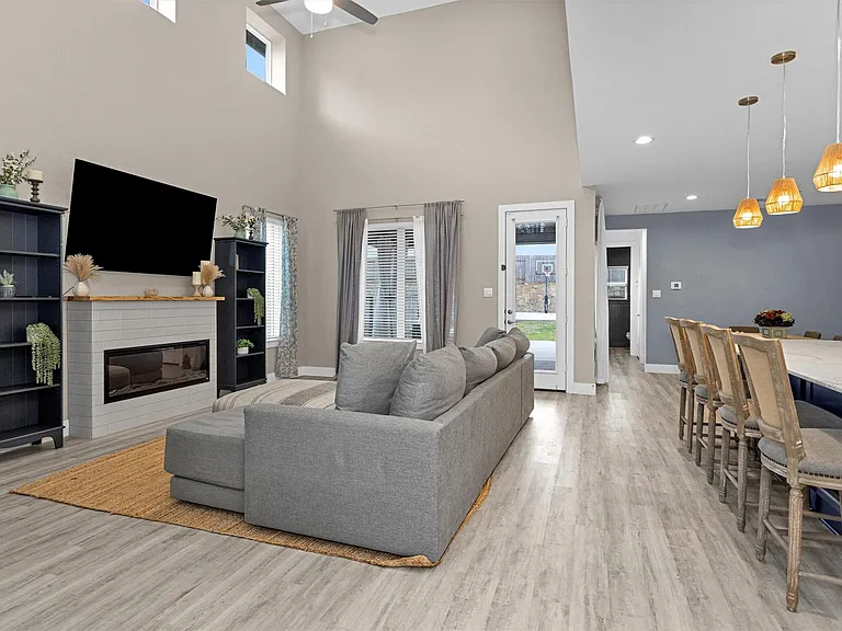 14217 Savage River Ln — Photo 11