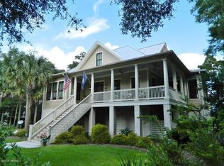 56 Downing Dr, Beaufort, SC 29907
