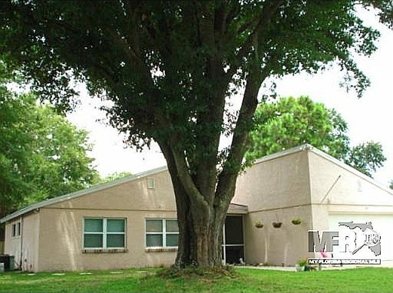 2nd image of 2303 E Timberlane Dr